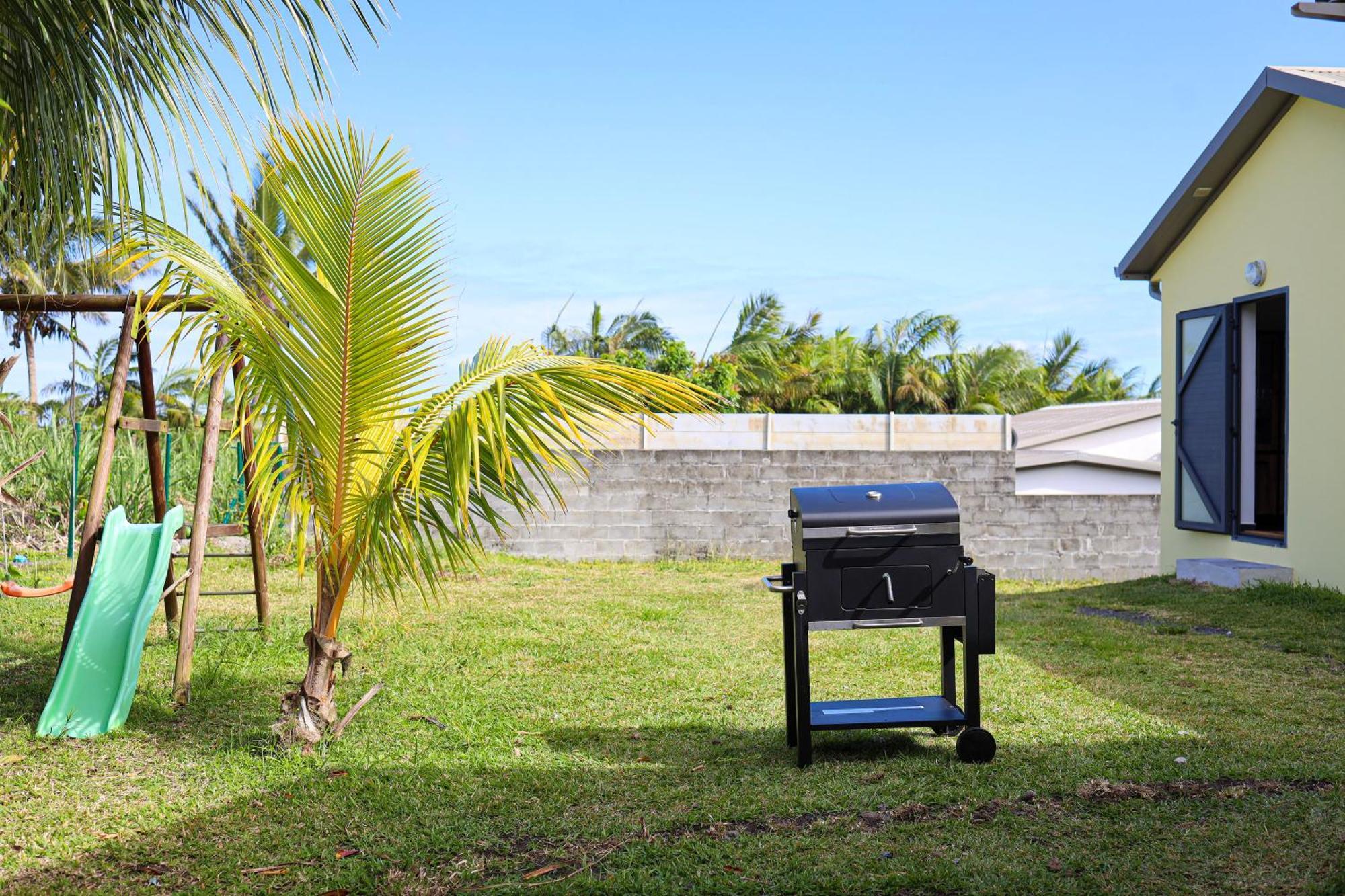 Baril Sucre - Piscine- Jardin - By Sister Home Saint-Philippe Exterior photo
